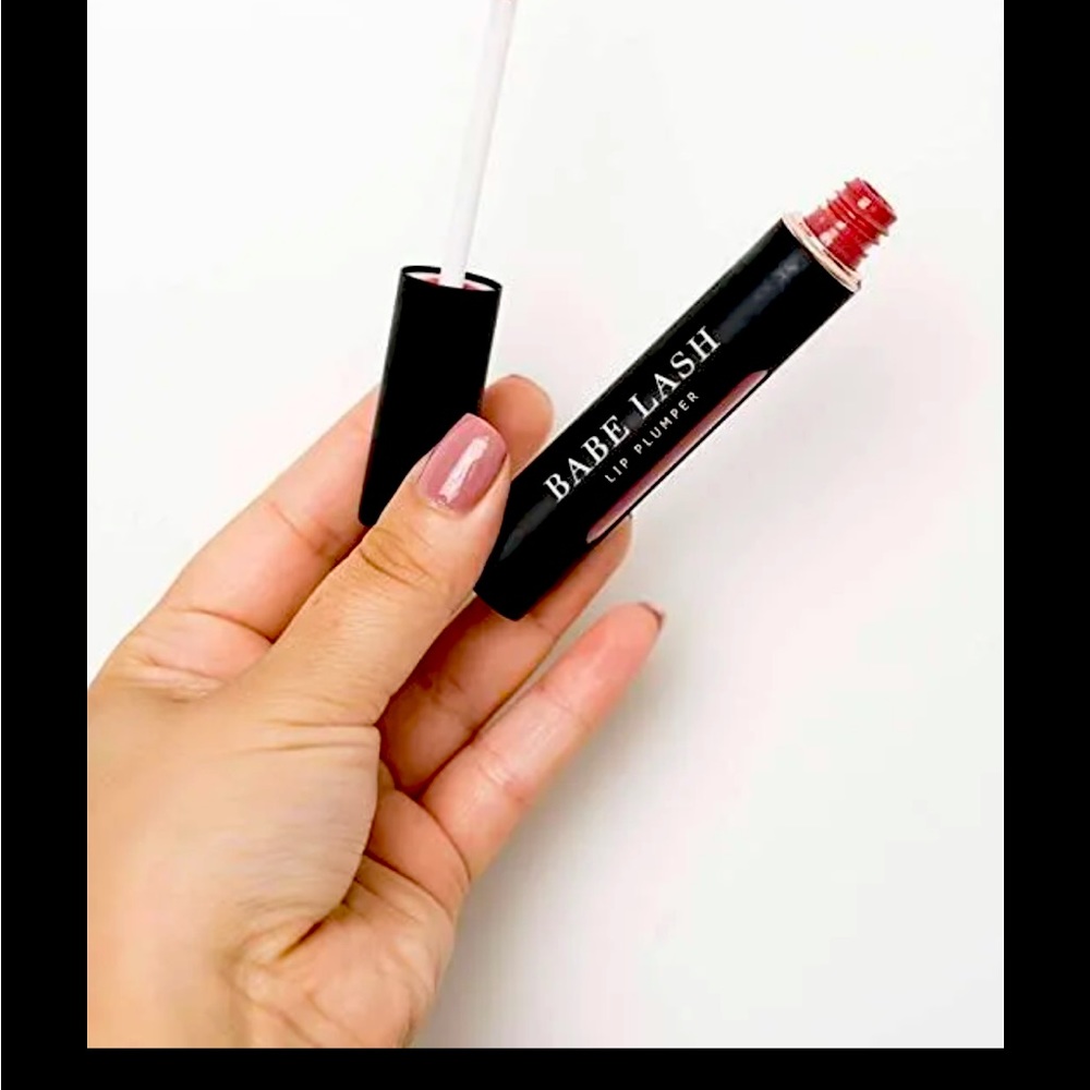 Plumping lip jelly.